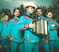 Los Tigres "más americanos que los gringos!"