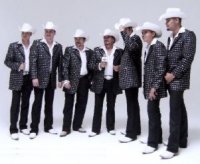 Los Rieleros Dedican Tema A Las Madres Solteras