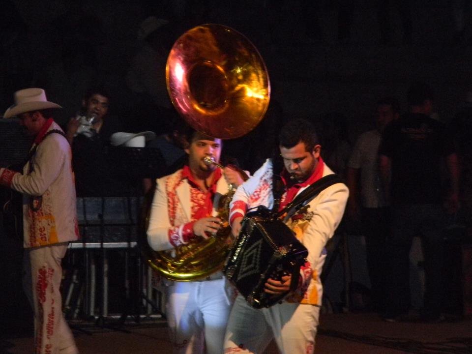 315591_2669662858719_1170528201_33154758_928492983_n