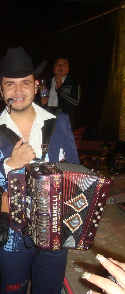 316870_252528928139240_100001464049773_758537_1016442747_n